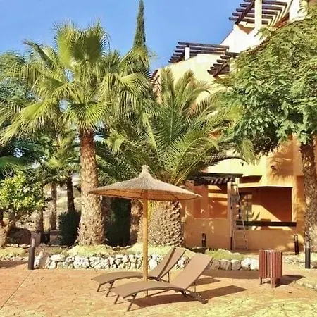 Apartment Luxury Large 2 Bedroom 10 Min Walk To Plaza Villamartin (Valencia)