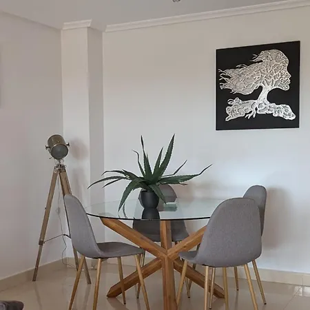 Luxury Large 2 Bedroom 10 Min Walk To Plaza